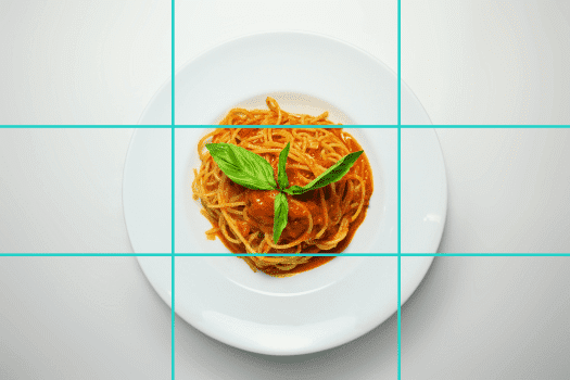 a photo showing a bowl of pasta centered on the rule of thirds grid